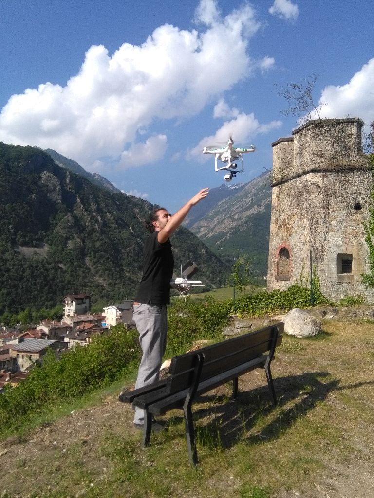 Le riprese con il drone per il progetto "Vinadio Virtual Reality"