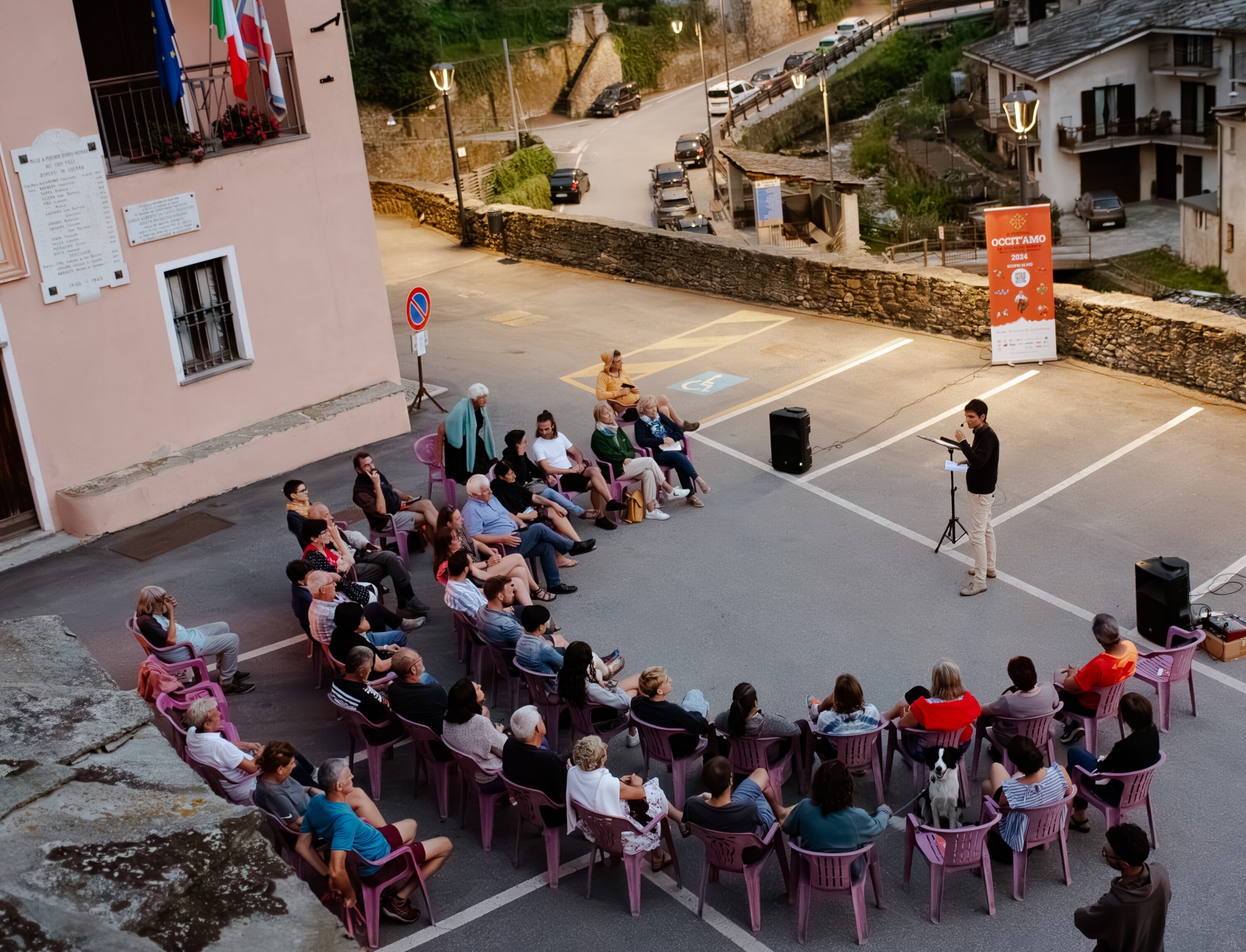 Con "Pedalando tra la storie" Ronco restituisce alla comunità storie e leggende locali con uno spettacolo tra musica e teatro